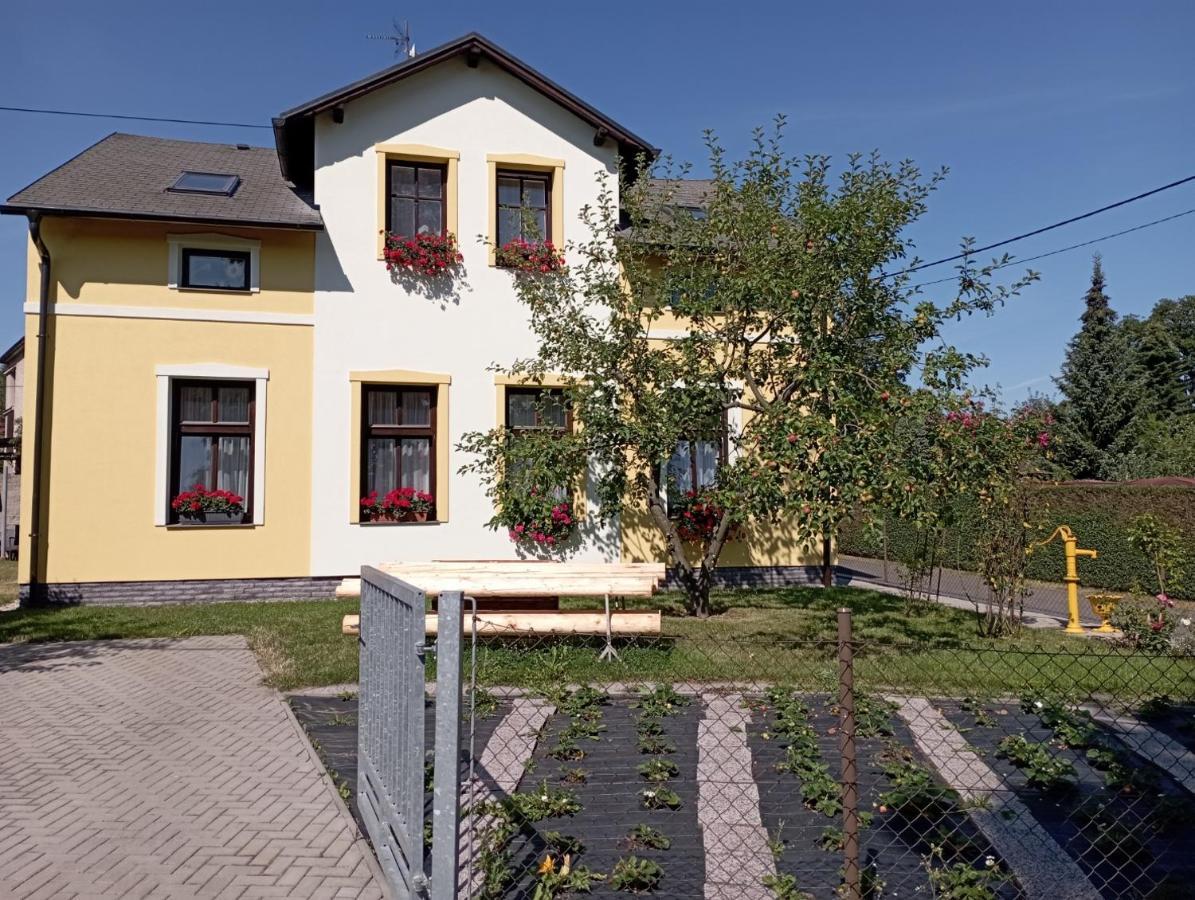 Apartment Pavel Velke Porici Exterior photo