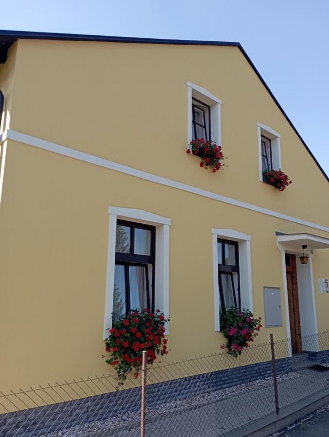 Apartment Pavel Velke Porici Exterior photo